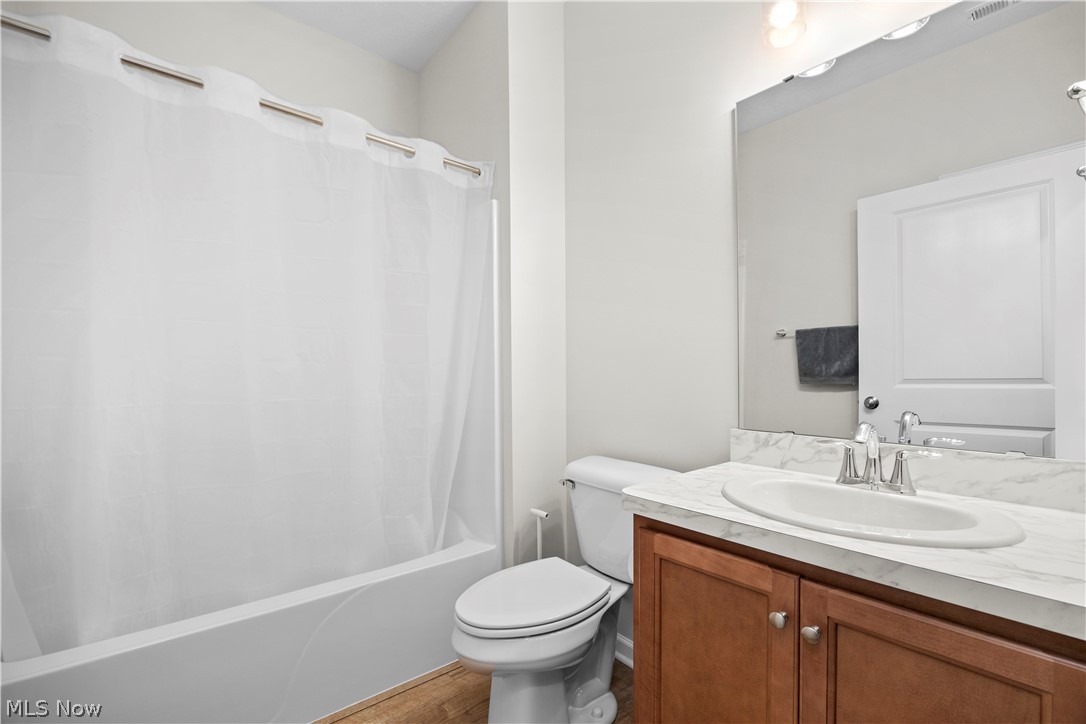 209 Alexander Drive Elyria OH 44035
