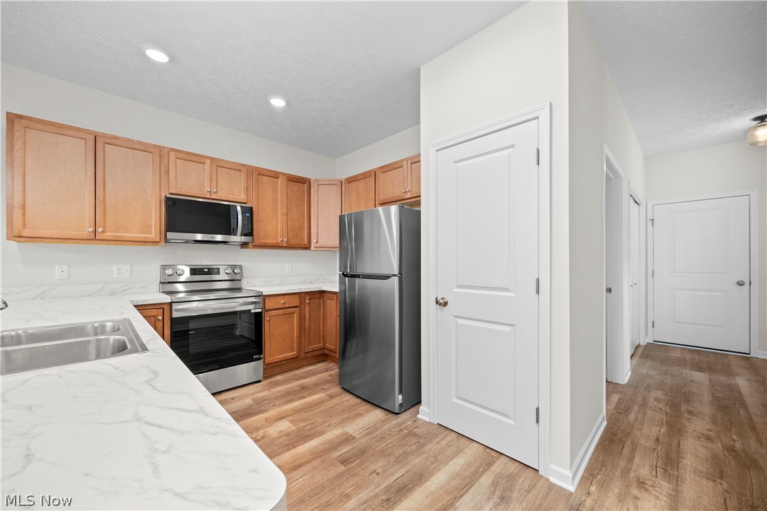 209 Alexander Drive Elyria OH 44035