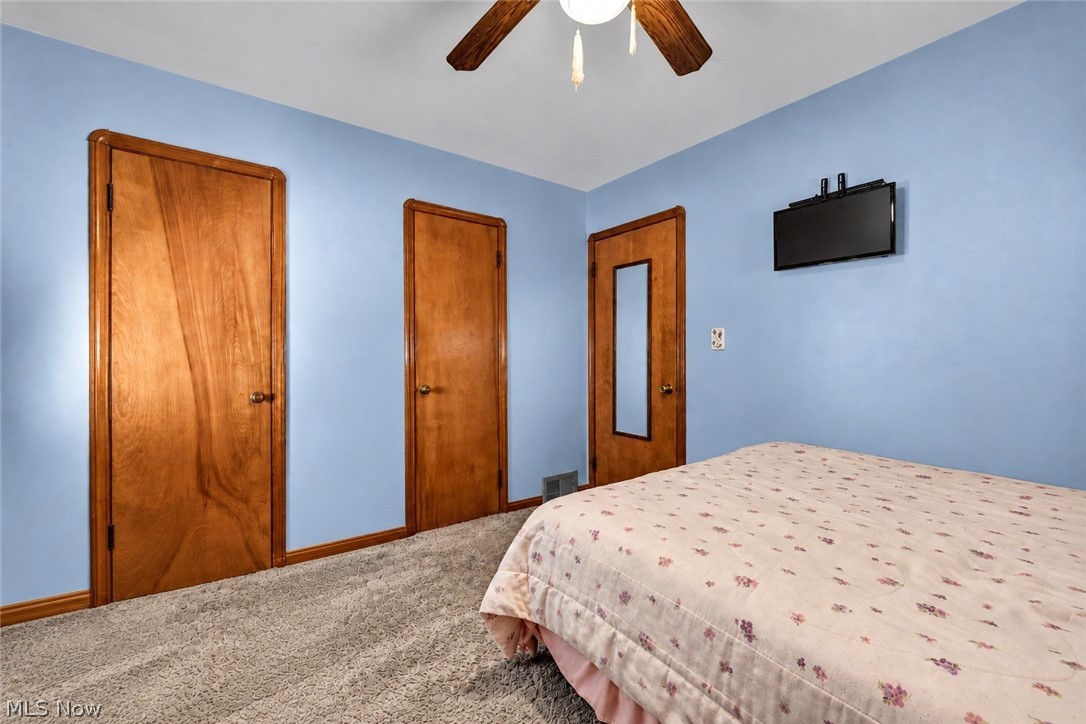 9010 Pinegrove Avenue Parma OH 44129