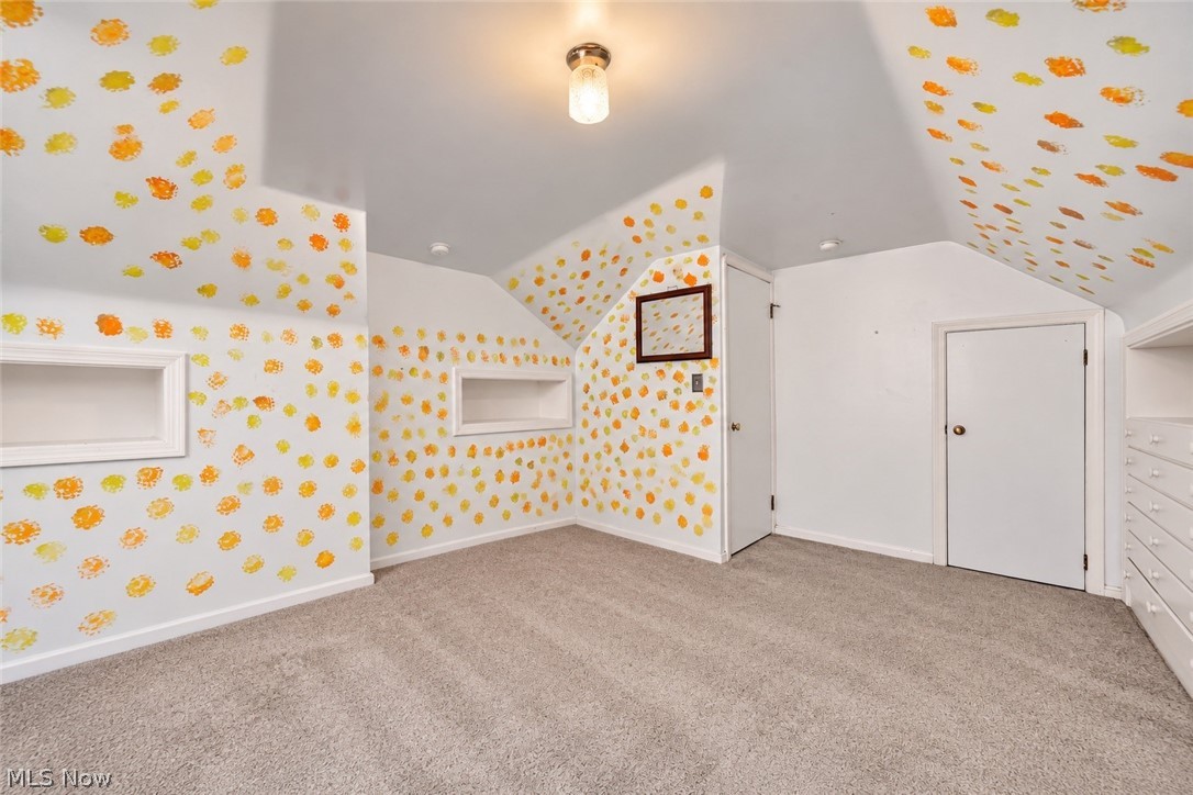 9010 Pinegrove Avenue Parma OH 44129