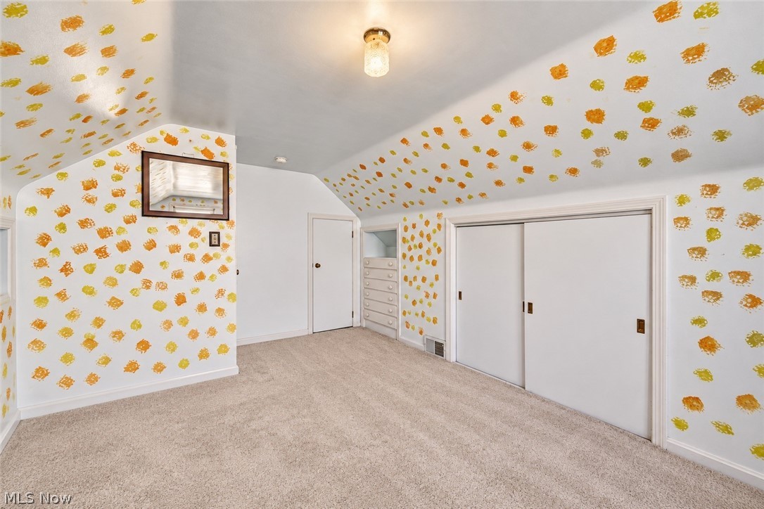 9010 Pinegrove Avenue Parma OH 44129