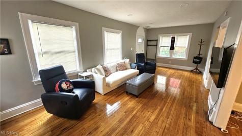 3576 Avalon Road Shaker Heights OH 44120