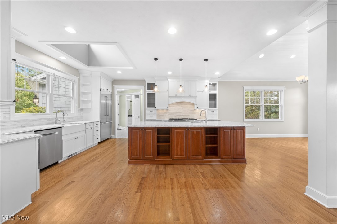 8489 Lake Shore Drive Chagrin Falls OH 44023