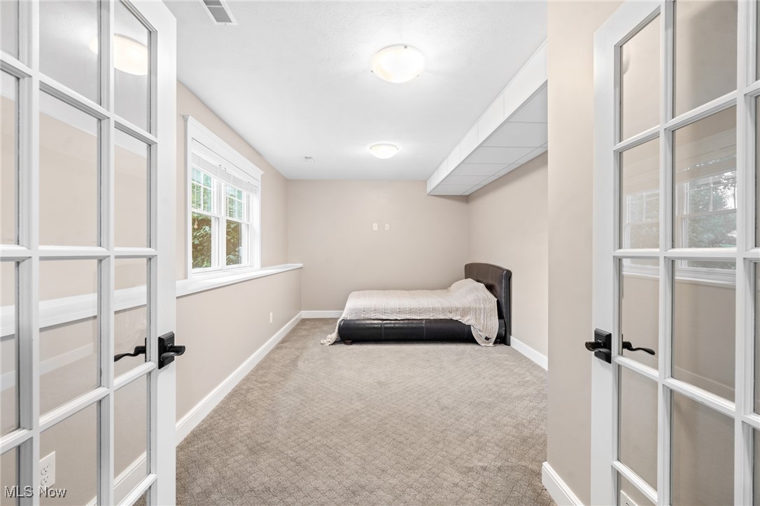 8489 Lake Shore Drive Chagrin Falls OH 44023