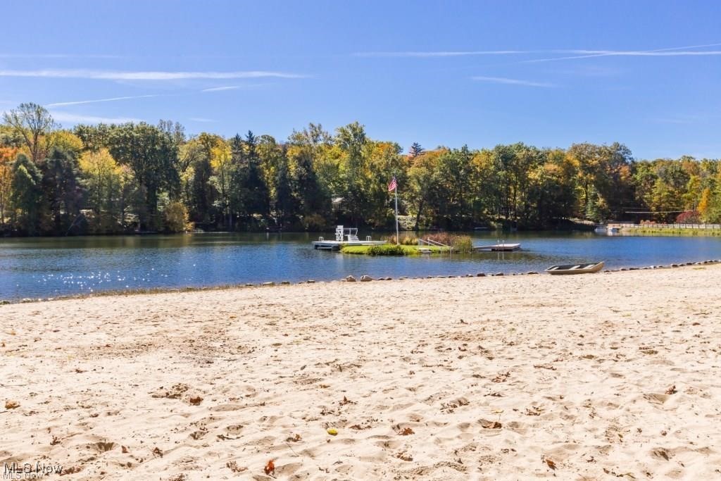 8489 Lake Shore Drive Chagrin Falls OH 44023