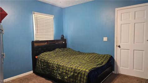 667 Essex Street Akron OH 44306