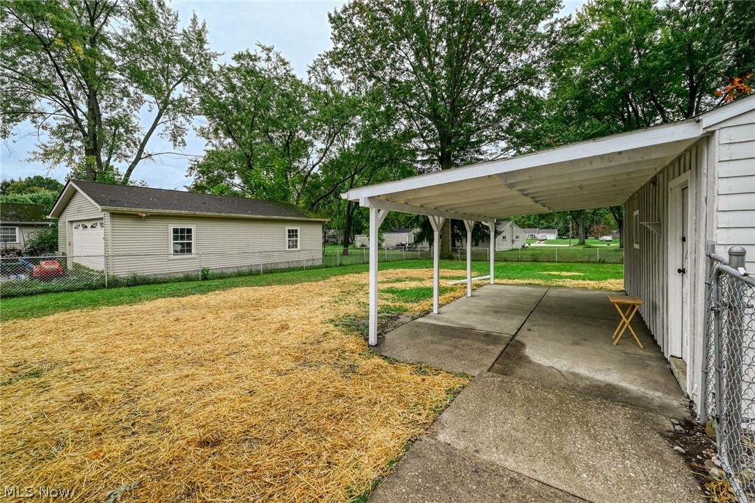 1828 Glenwood Drive Twinsburg OH 44087