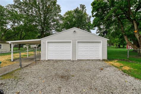 1828 Glenwood Drive Twinsburg OH 44087