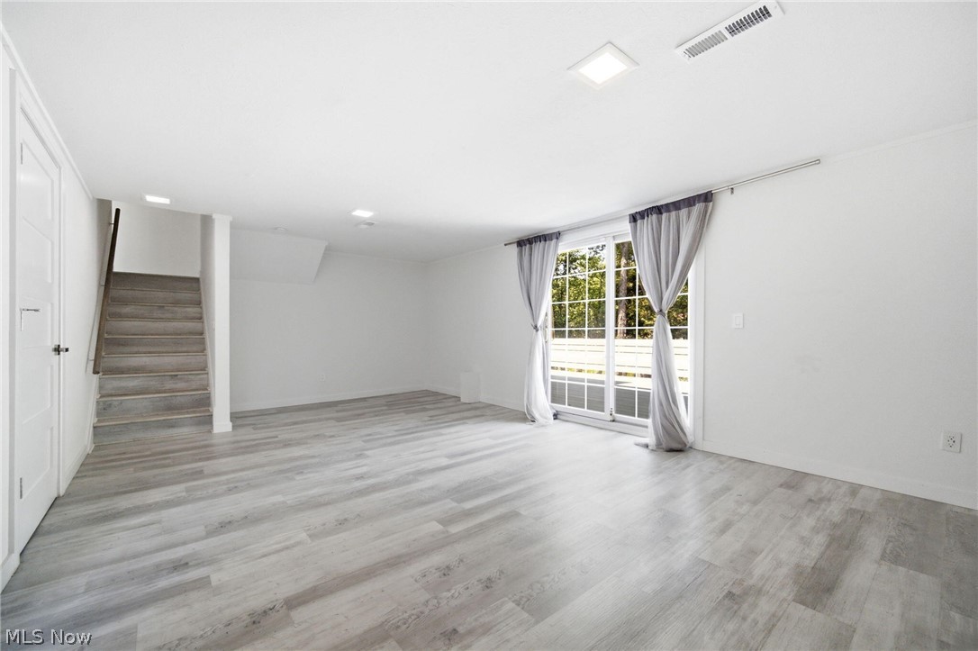 5864 North Oval Solon OH 44139