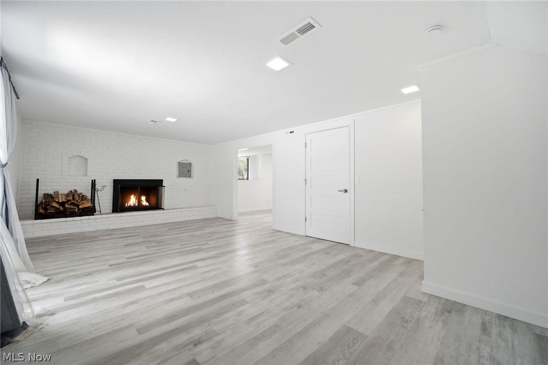 5864 North Oval Solon OH 44139