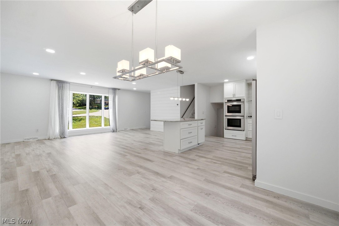 5864 North Oval Solon OH 44139