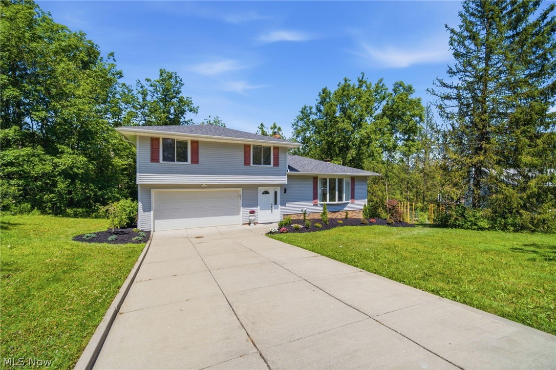 5864 North Oval Solon OH 44139