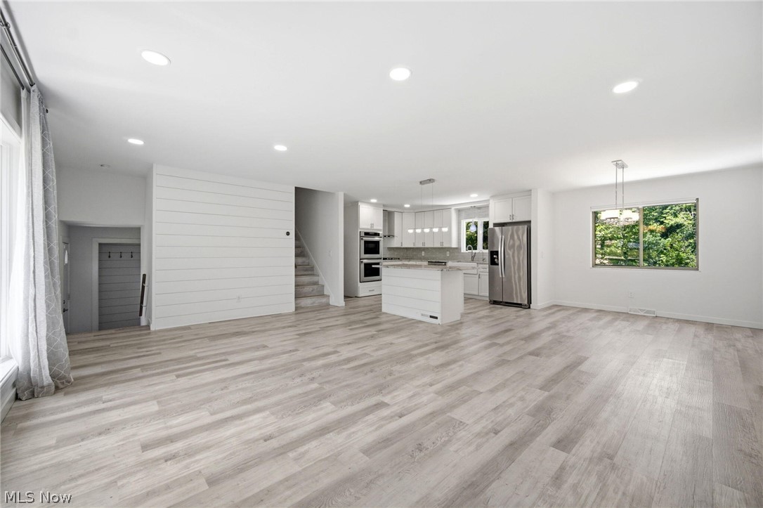 5864 North Oval Solon OH 44139