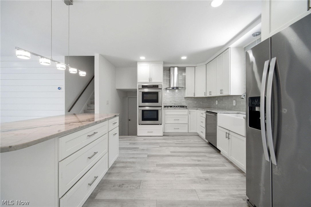 5864 North Oval Solon OH 44139