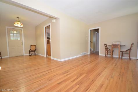 159 Pinehurst Road Munroe Falls OH 44262