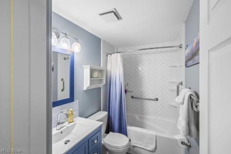 4994 Comanche Trail Stow OH 44224
