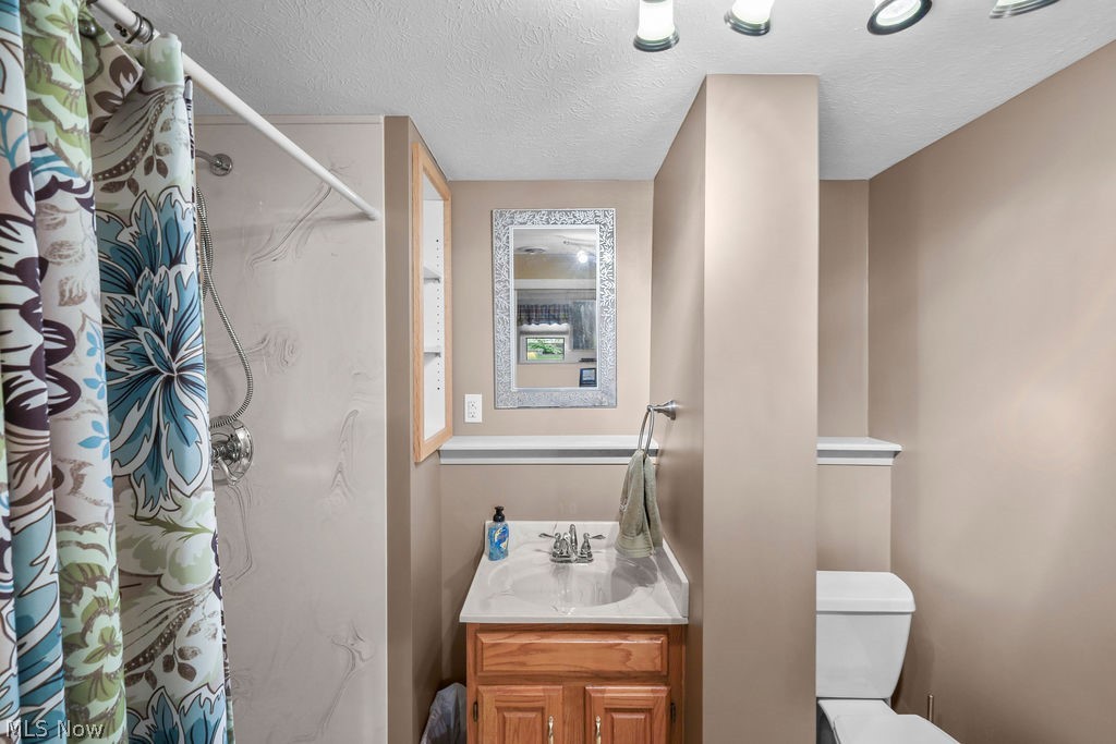4994 Comanche Trail Stow OH 44224