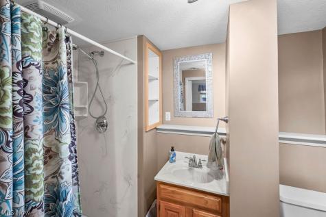 4994 Comanche Trail Stow OH 44224
