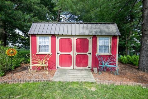 4994 Comanche Trail Stow OH 44224
