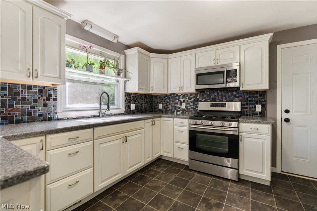 500 N Marion Avenue Louisville OH 44641