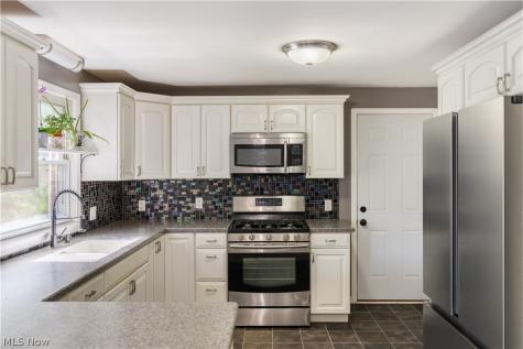 500 N Marion Avenue Louisville OH 44641