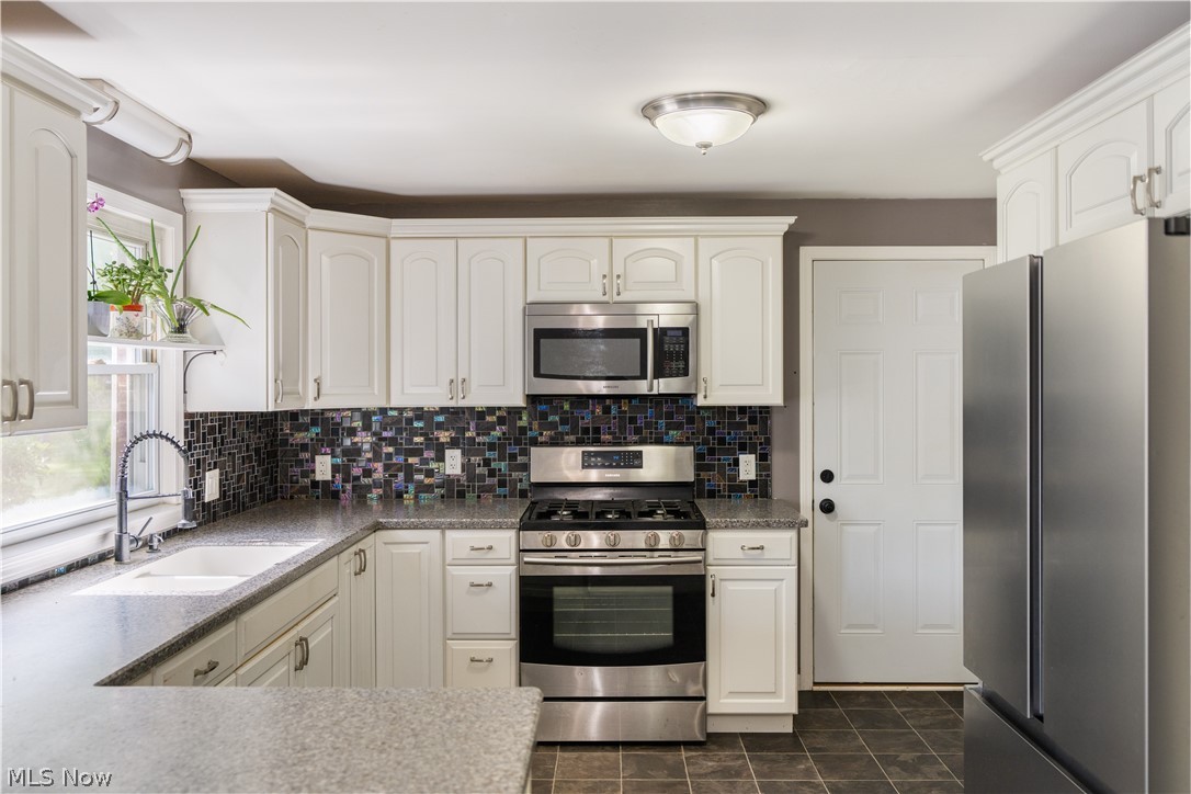 500 N Marion Avenue Louisville OH 44641