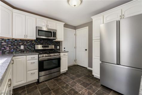500 N Marion Avenue Louisville OH 44641
