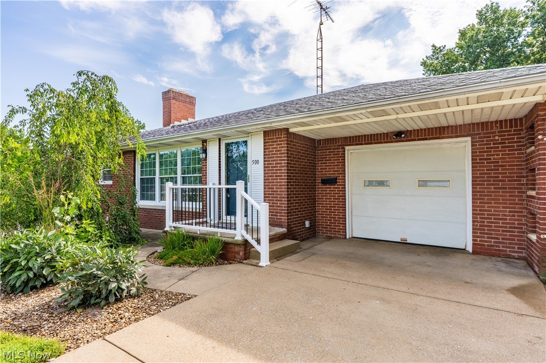 500 N Marion Avenue Louisville OH 44641