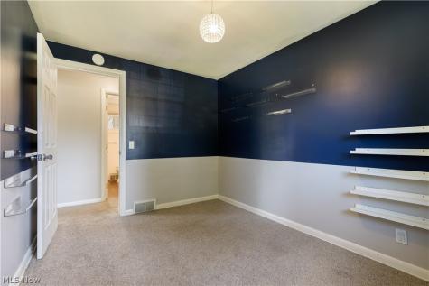 500 N Marion Avenue Louisville OH 44641