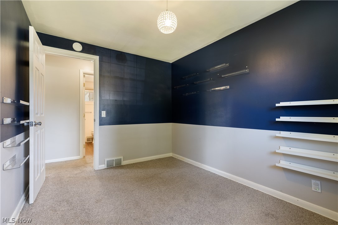 500 N Marion Avenue Louisville OH 44641