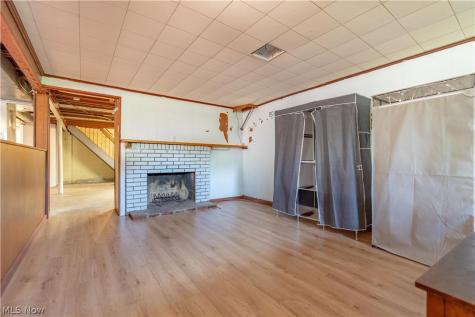 500 N Marion Avenue Louisville OH 44641