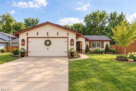 1719 Narragansett Boulevard Lorain OH 44053