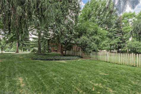 2800 Attleboro Road Shaker Heights OH 44120