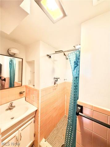 1584 Felton Road South Euclid OH 44121