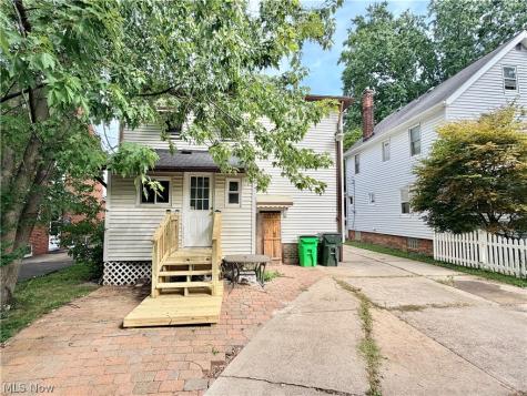 1584 Felton Road South Euclid OH 44121