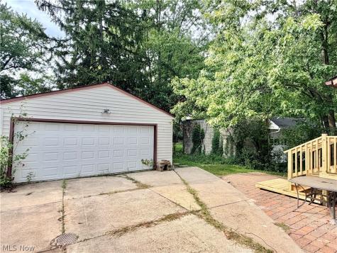 1584 Felton Road South Euclid OH 44121