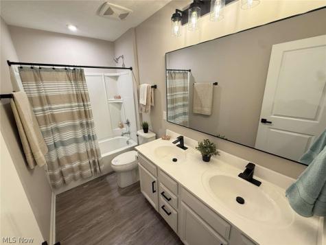31 Germaine Circle Kent OH 44240