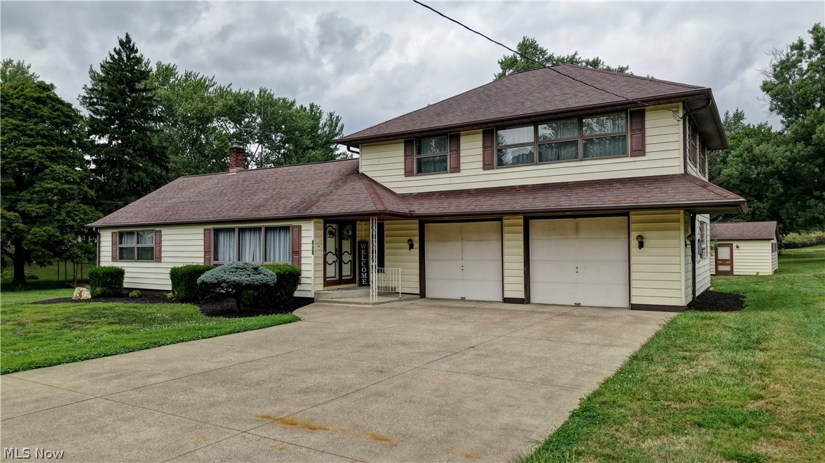 5201 Richville Drive SW Navarre OH 44662