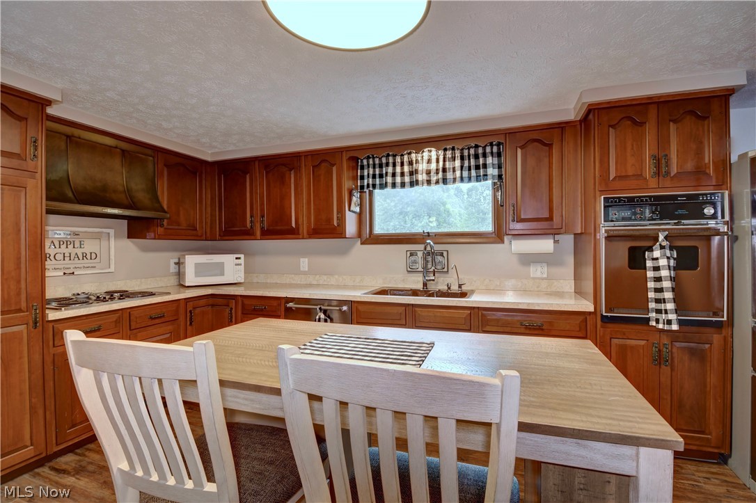 5201 Richville Drive SW Navarre OH 44662