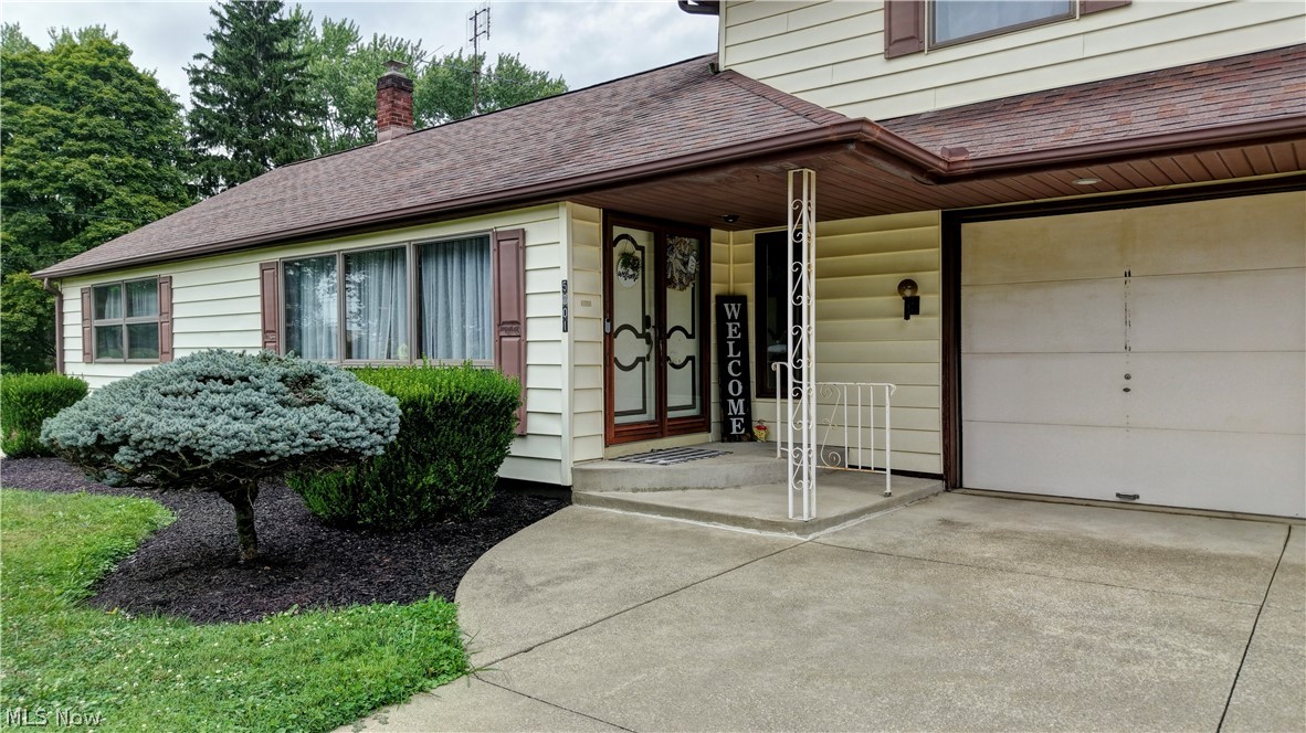 5201 Richville Drive SW Navarre OH 44662