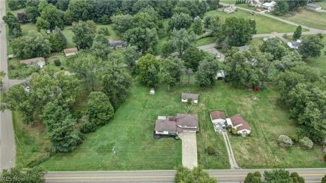 5201 Richville Drive SW Navarre OH 44662