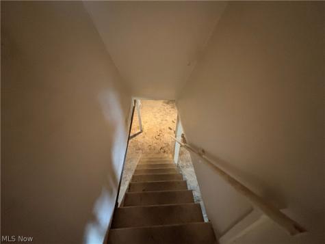 1558 Hillside Terrace Akron OH 44305