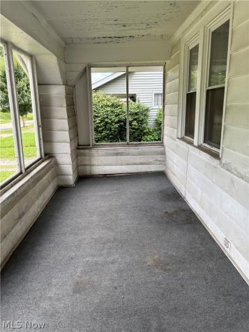 1558 Hillside Terrace Akron OH 44305