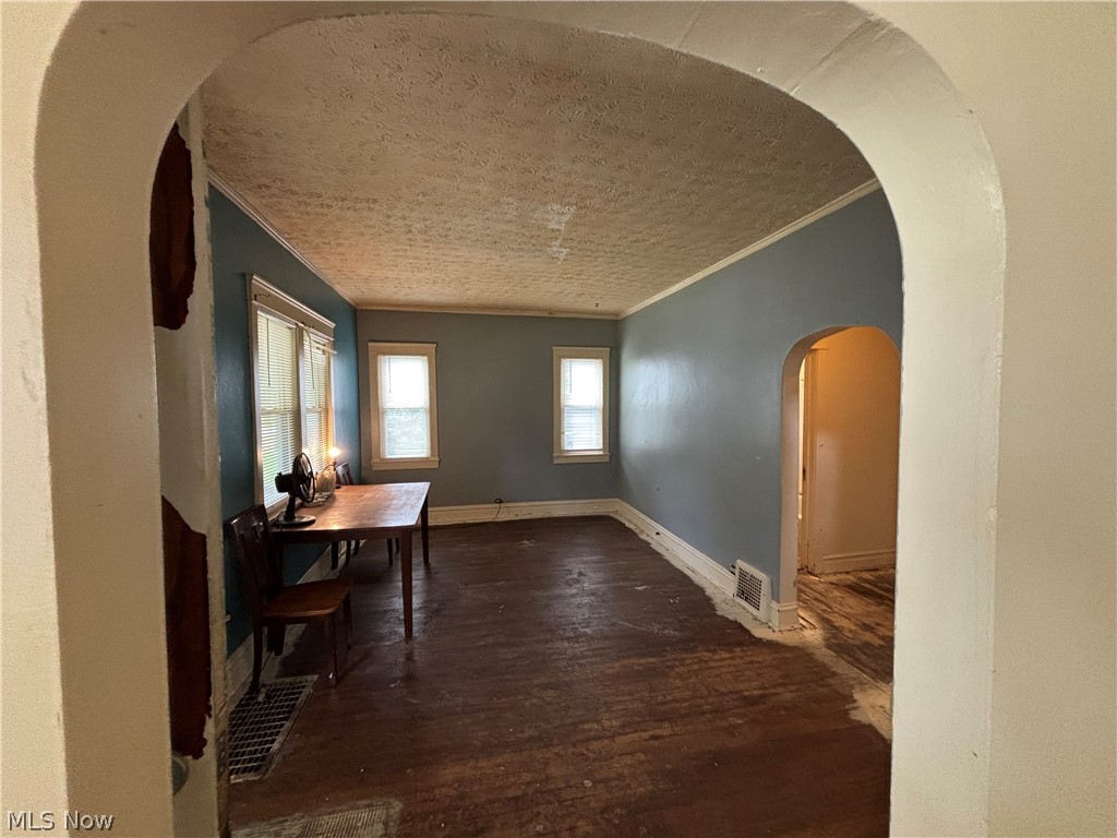 1558 Hillside Terrace Akron OH 44305