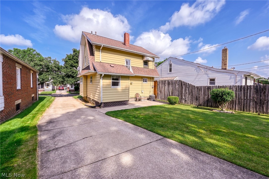 1407 Herberich Avenue Akron OH 44301