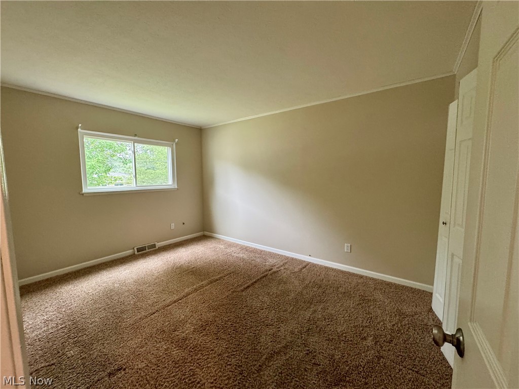 1214 Bryce Avenue Aurora OH 44202