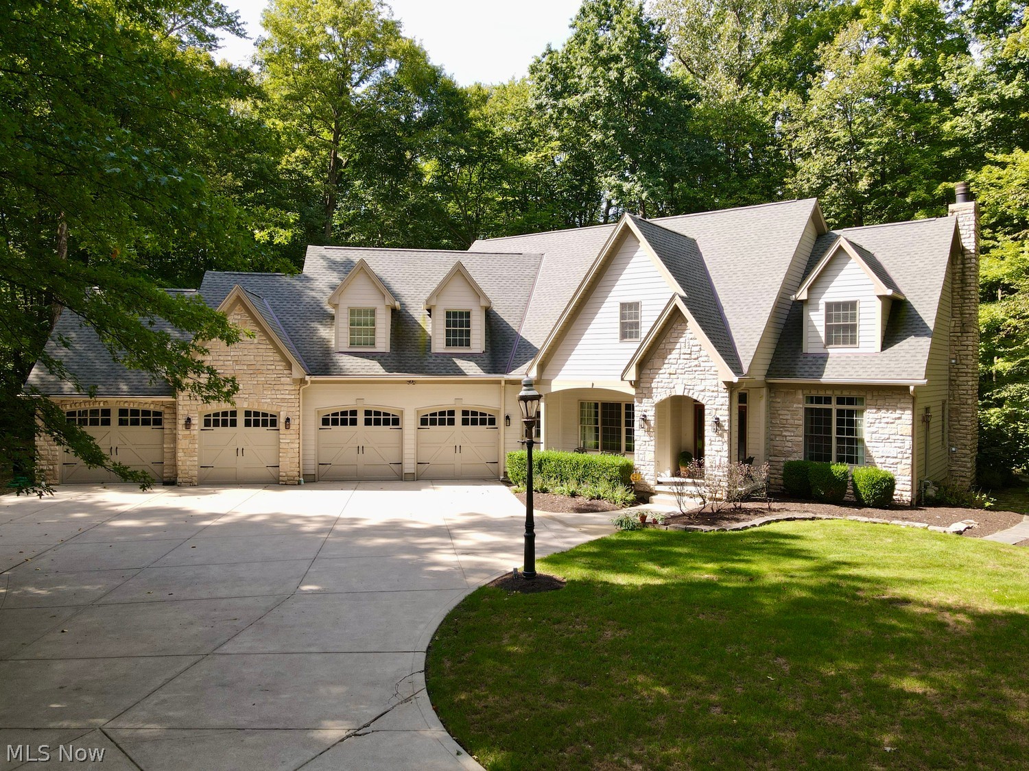 6862 Bridlewood Lane Valley City OH 44280