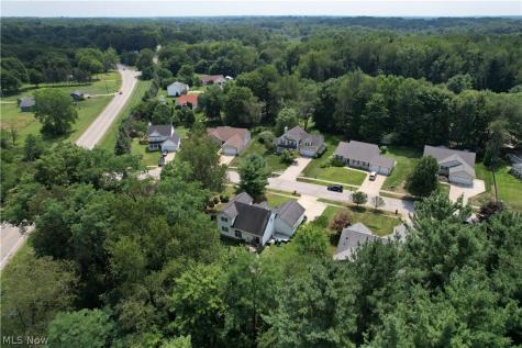 3328 Pine Ridge Drive Ravenna OH 44266