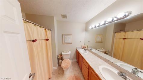3328 Pine Ridge Drive Ravenna OH 44266