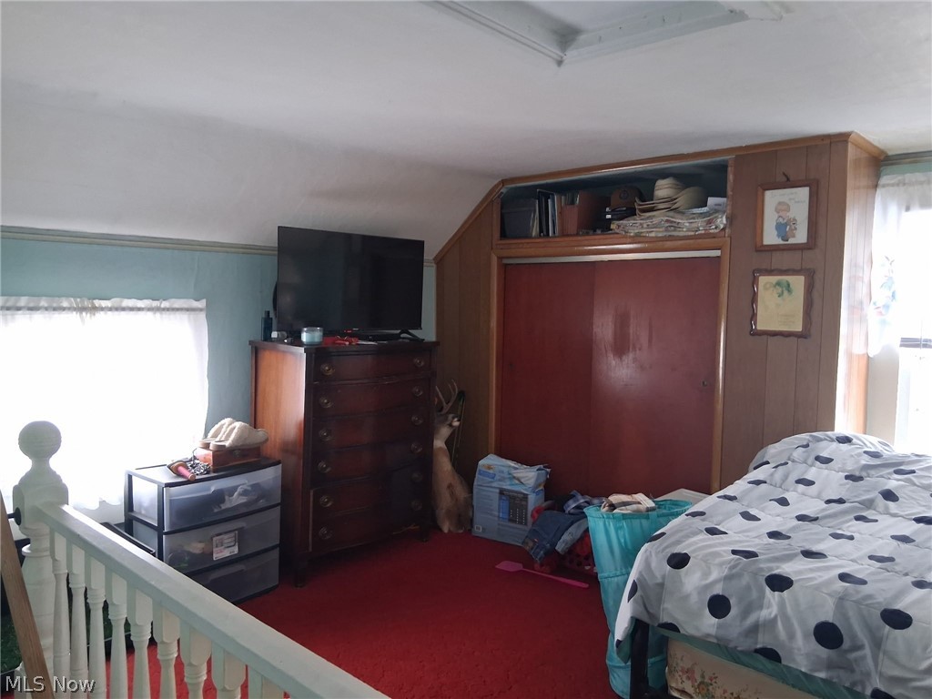 342 N Bridge Street Newcomerstown OH 43832